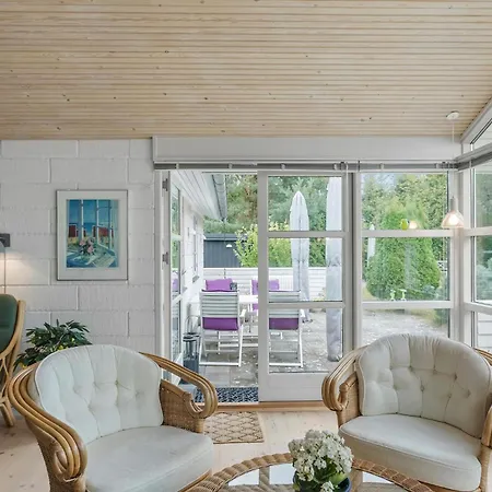 Awesome In Vaeggerlose With Wifi Holiday home *