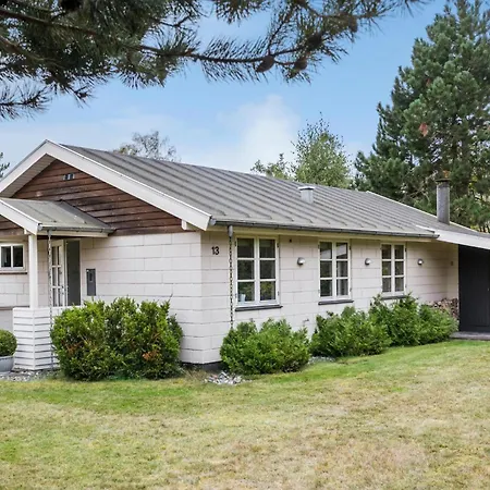 Holiday home Awesome In Vaeggerlose With Wifi Boto By