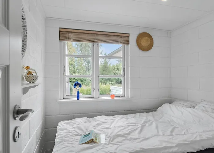 Awesome In Vaeggerlose With Wifi Nyaraló Bøtø By